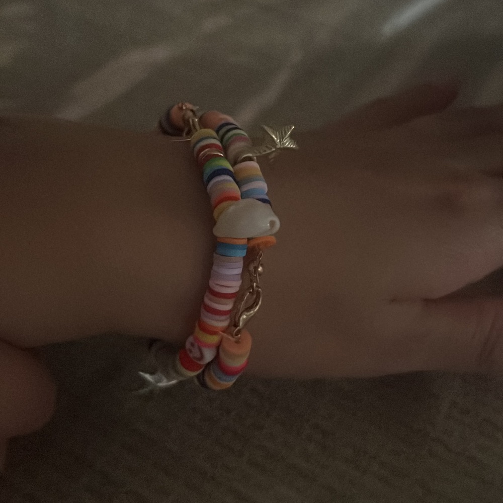 Pulseras hechas a mano a 25$